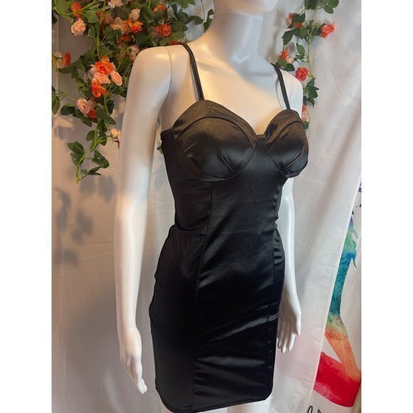 Talisa Bodycon Sweetheart Neckline Mini Dress - Black Size Large‎ RefFNB - Picture 6 of 9